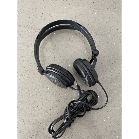 Stereo Headphones - SONY MDR-V150 On Ear Wired Headphones - Black FOR PARTS READ - Picture 1 of 8